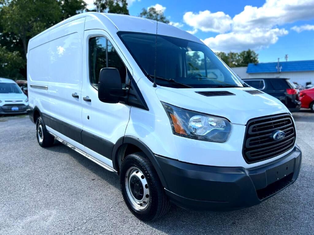 2015 FORD Transit