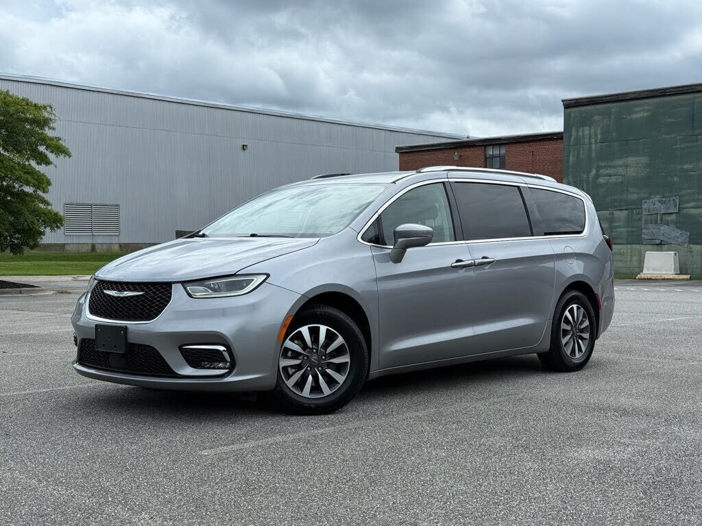 2021 CHRYSLER Pacifica