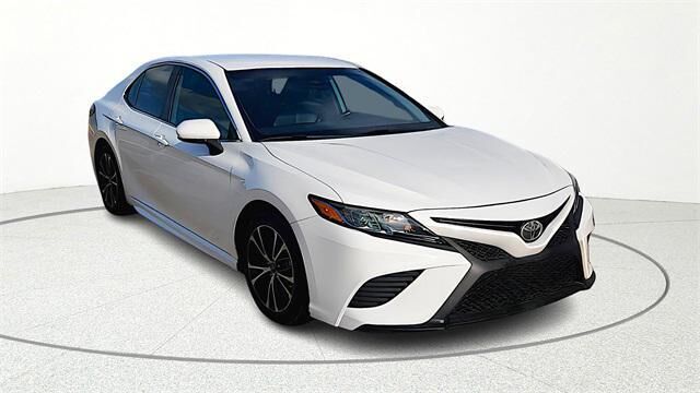 2019 TOYOTA Camry