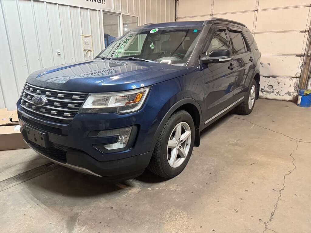 2016 FORD Explorer