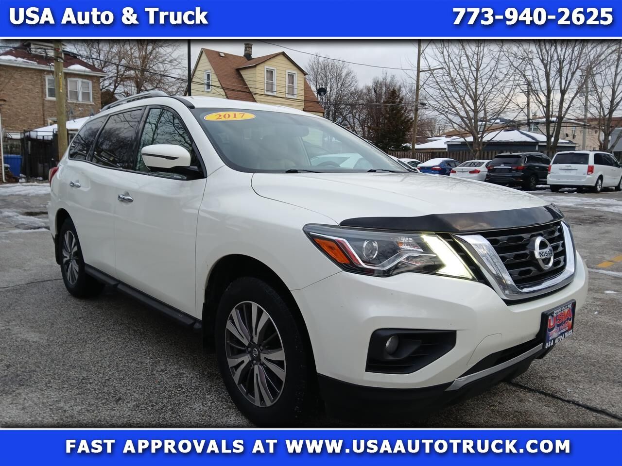 2017 NISSAN Pathfinder
