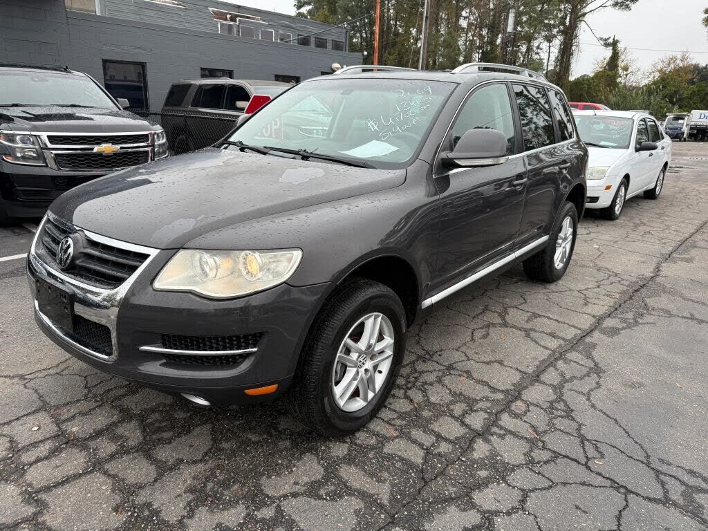 2009 VOLKSWAGEN Touareg