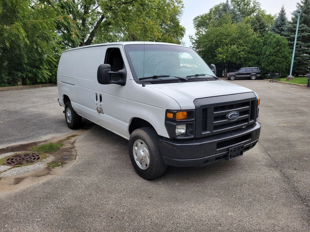 2011 FORD E-350