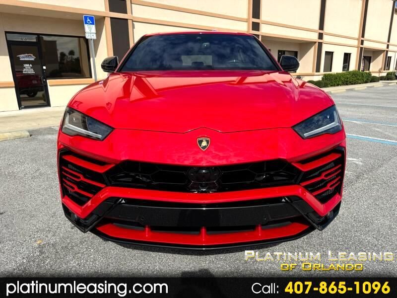 2019 LAMBORGHINI URUS