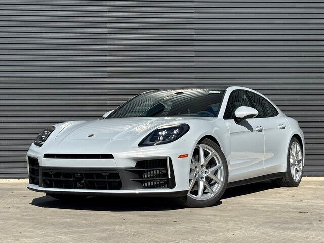 2026 PORSCHE Panamera