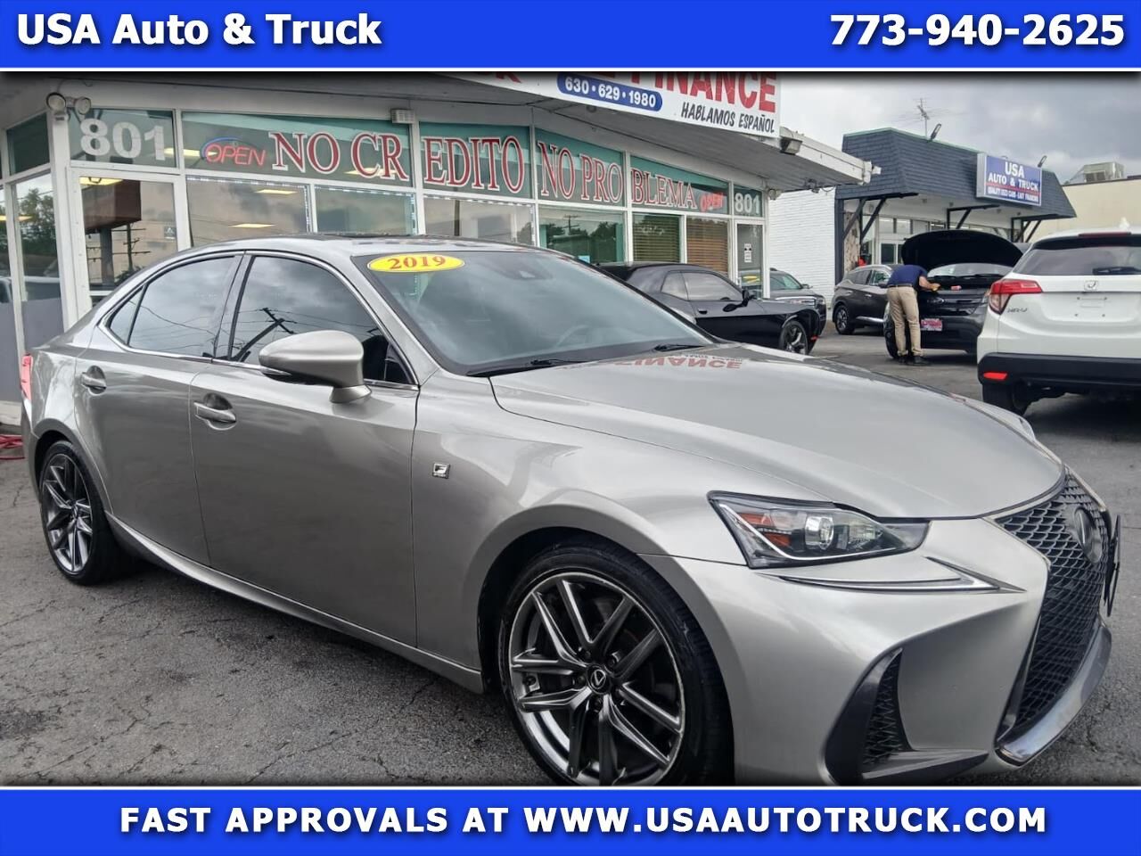 2019 LEXUS IS