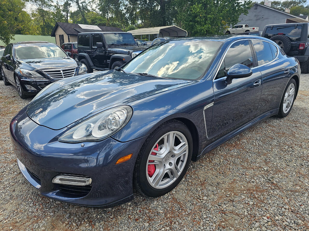 2011 PORSCHE Panamera