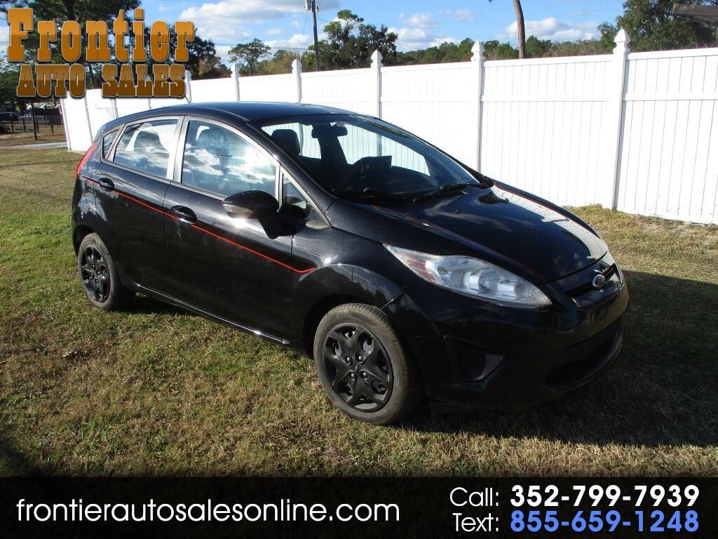 2013 FORD Fiesta