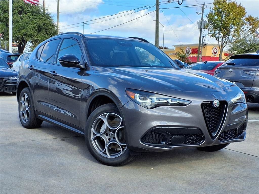 2025 ALFA ROMEO Stelvio