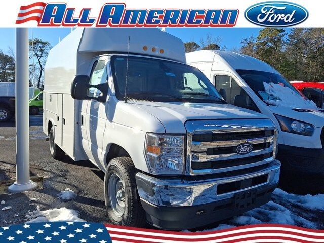 2026 FORD E-350