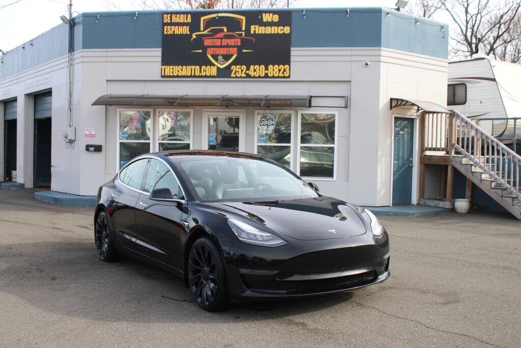 2019 TESLA Model 3