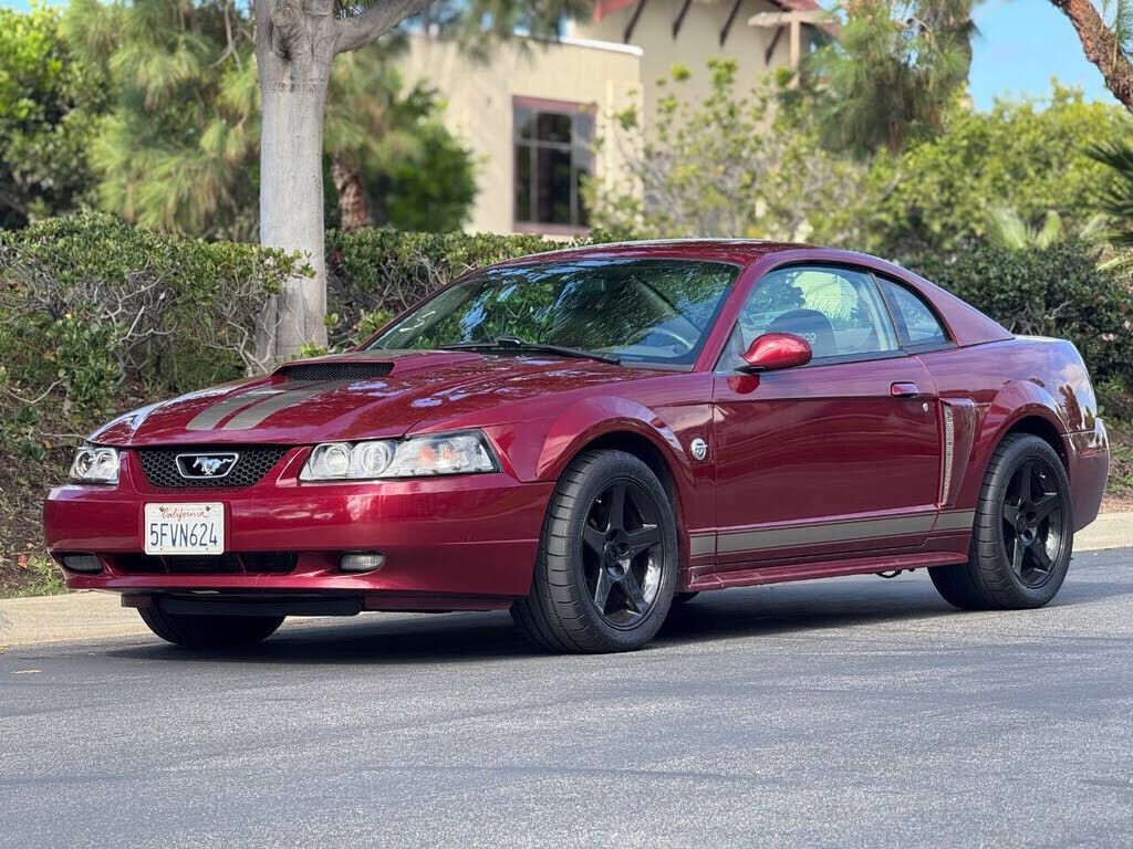2004 FORD Mustang