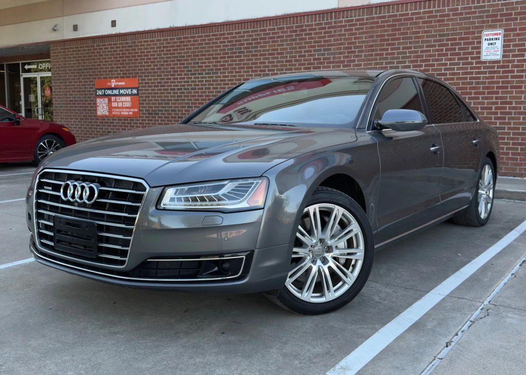 2015 AUDI A8