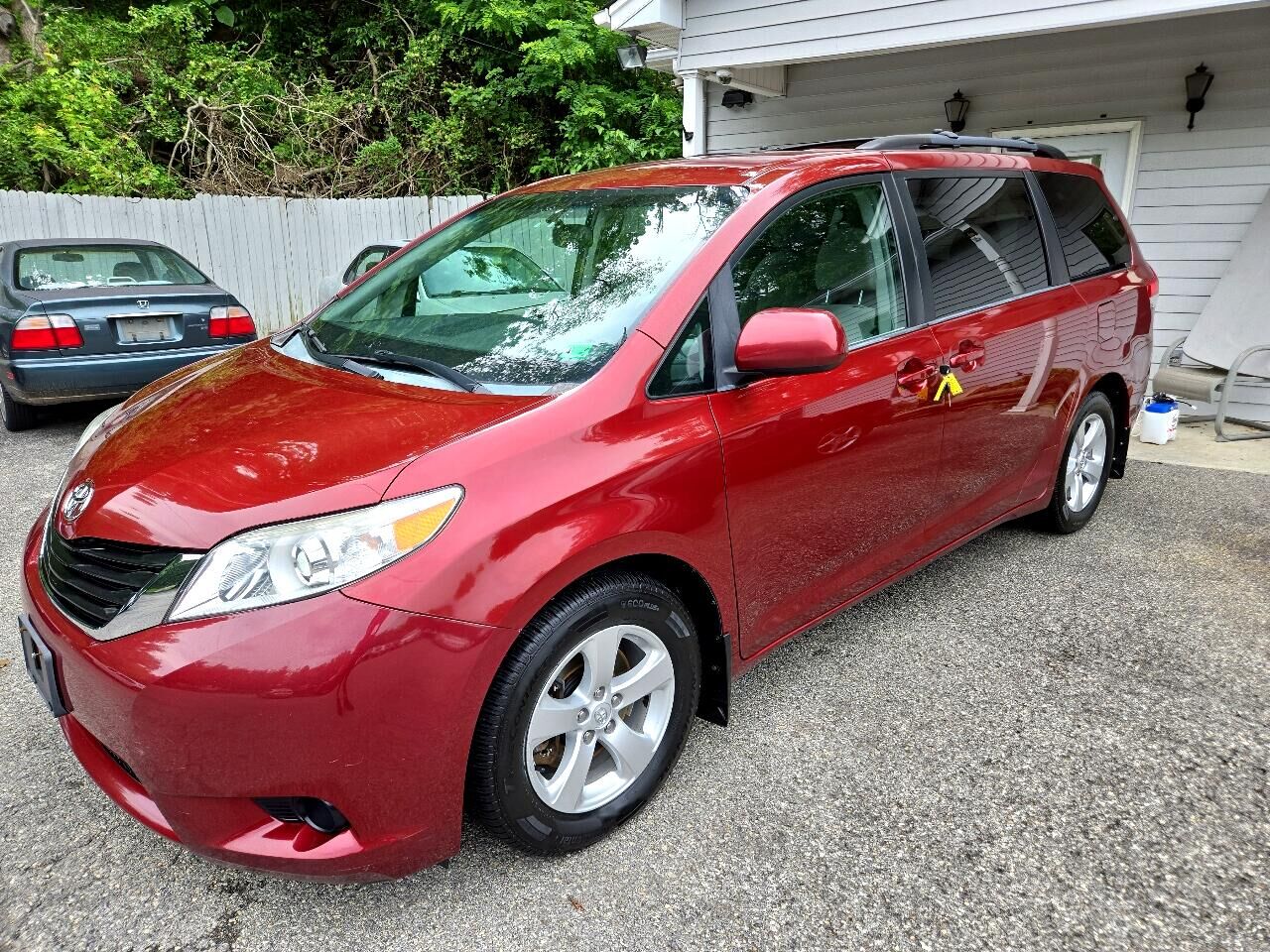 2014 TOYOTA Sienna