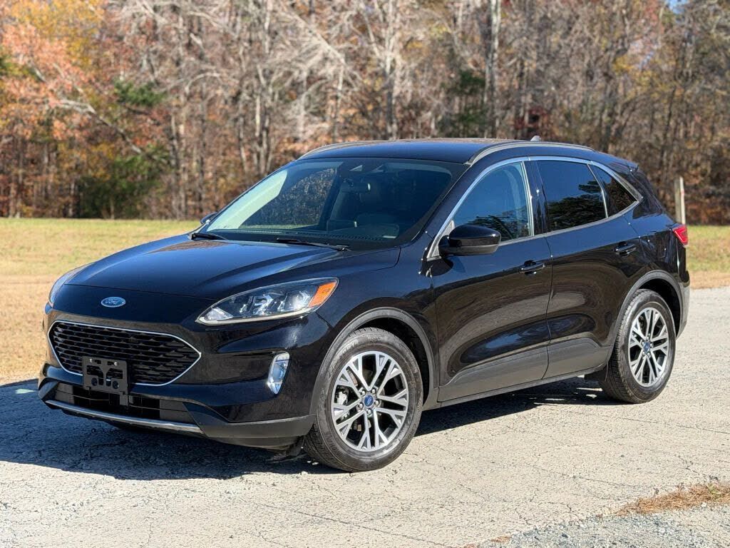 2020 FORD Escape