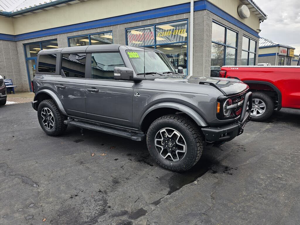 2023 FORD Bronco