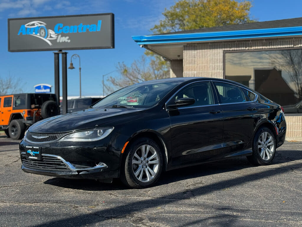 2016 CHRYSLER 200