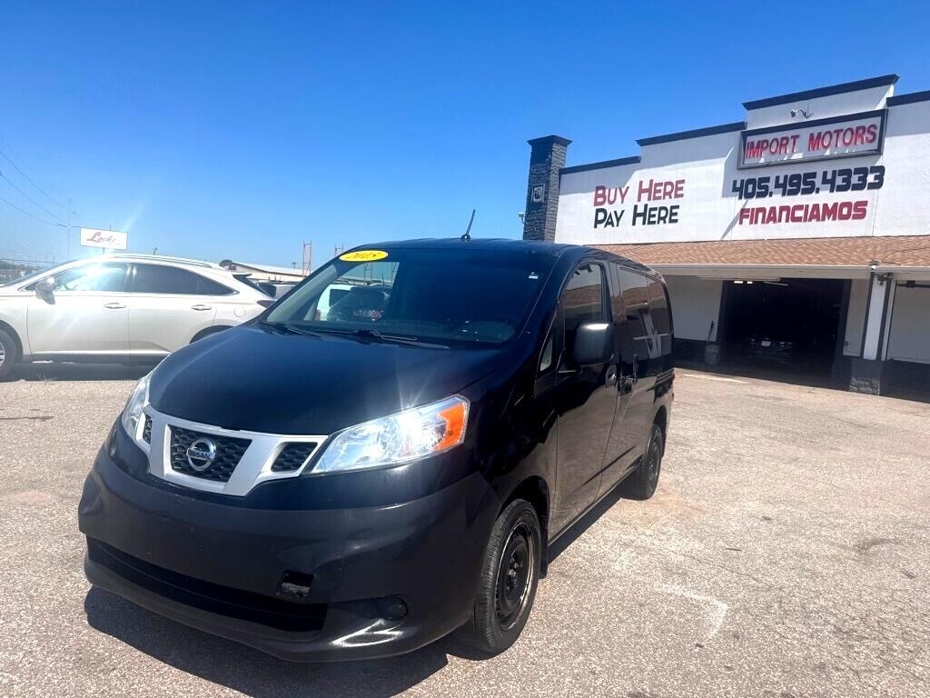 2015 NISSAN NV200