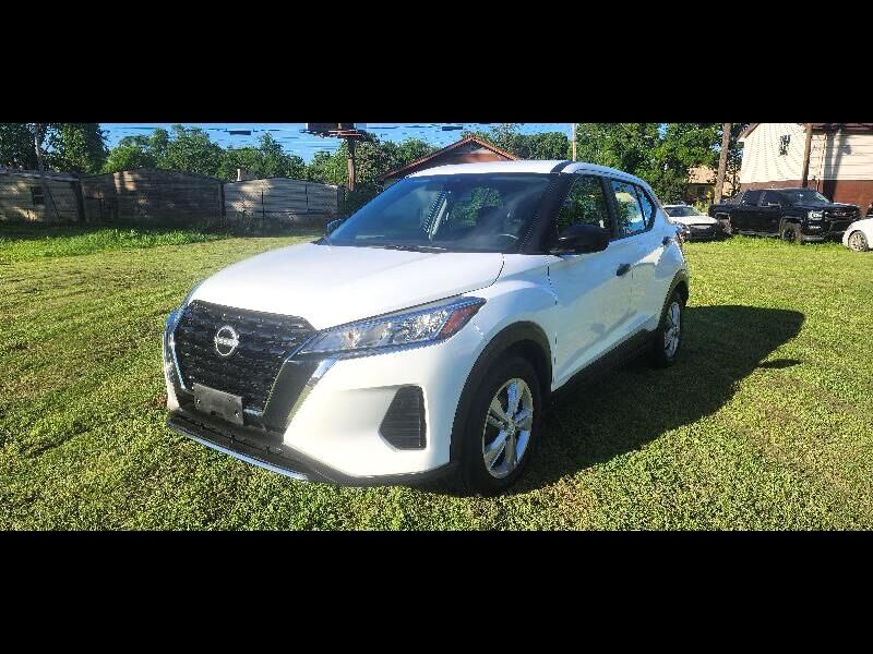 2023 NISSAN Kicks