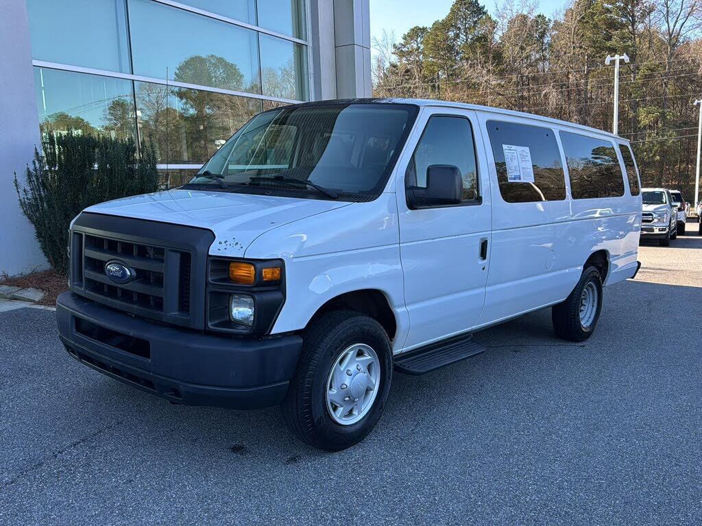 Ford E-350