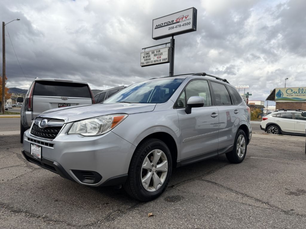 2016 SUBARU Forester