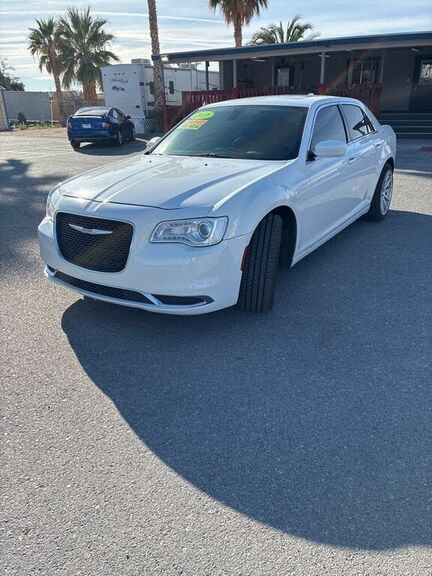 2017 CHRYSLER 300