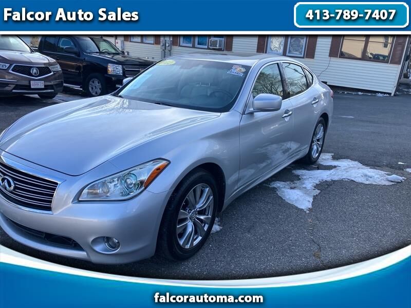 2012 INFINITI M56