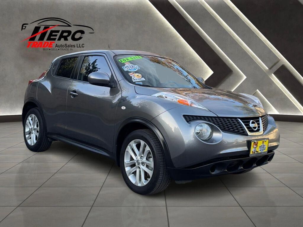 2012 NISSAN Juke