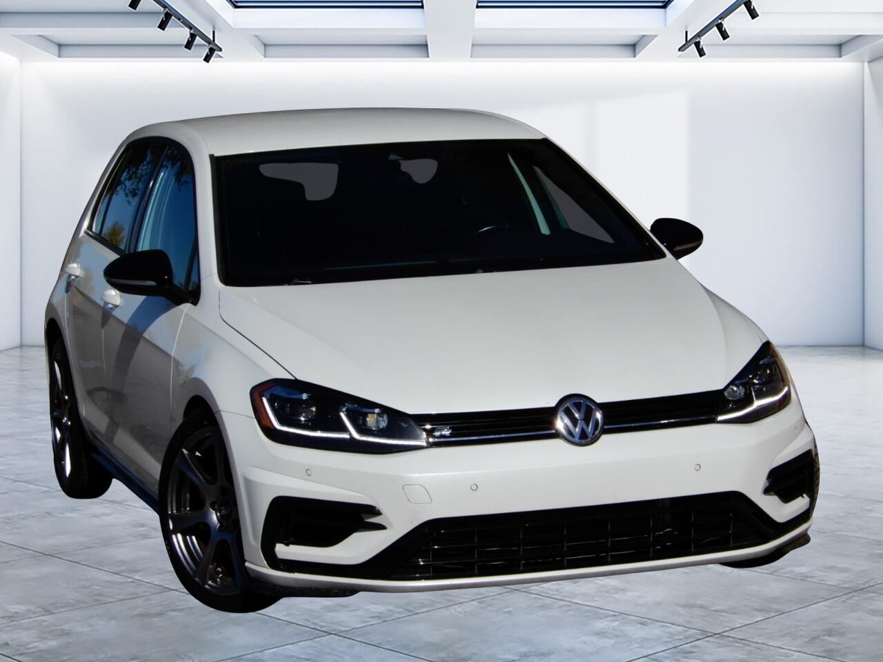 2019 VOLKSWAGEN Golf R