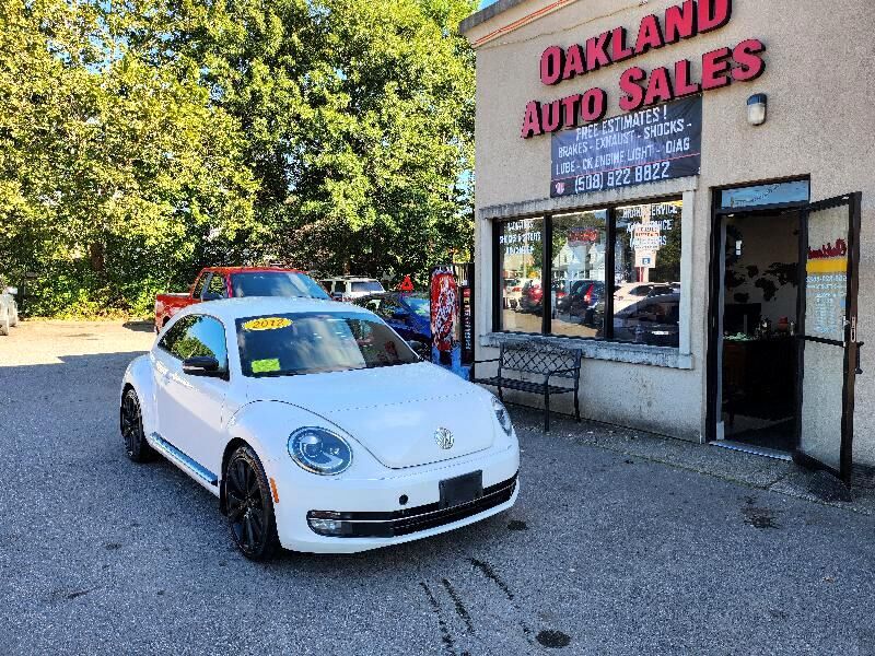 2012 VOLKSWAGEN Beetle