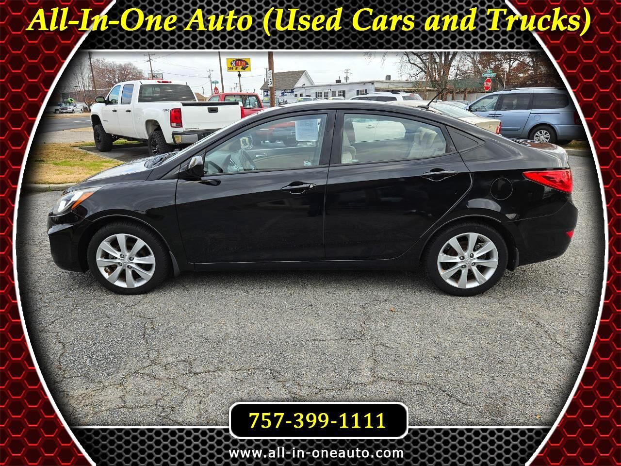 2013 HYUNDAI Accent