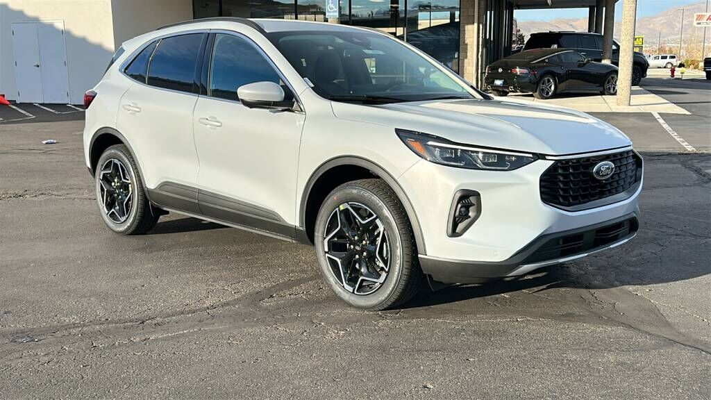 2026 FORD Escape