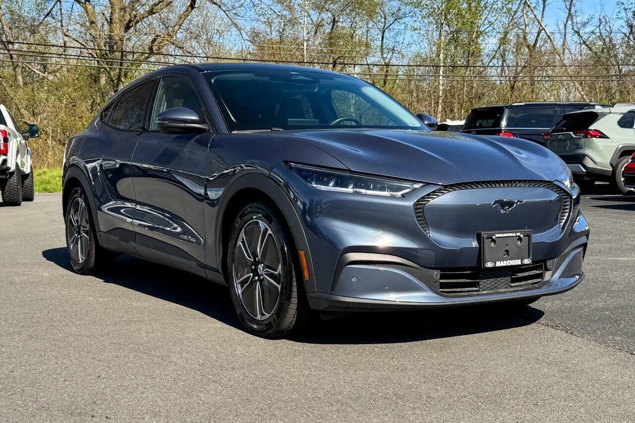 2021 FORD Mach-E