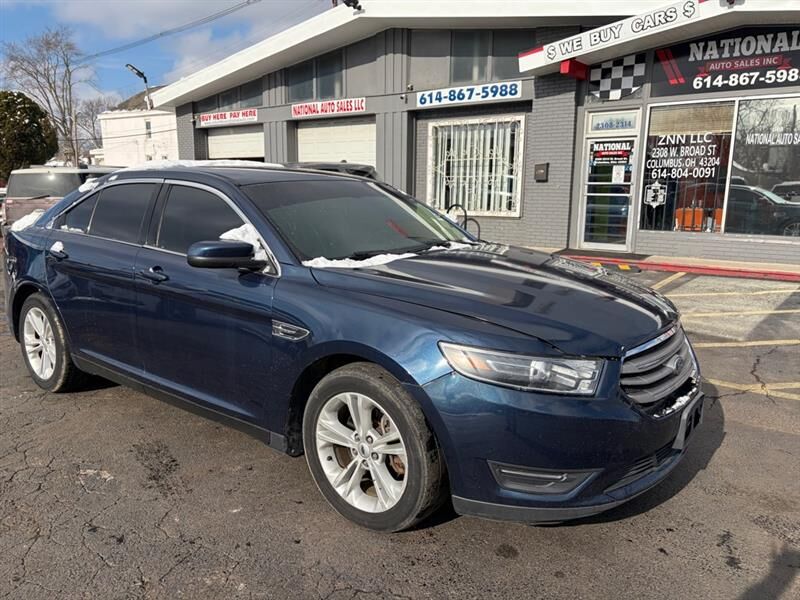 2016 FORD Taurus