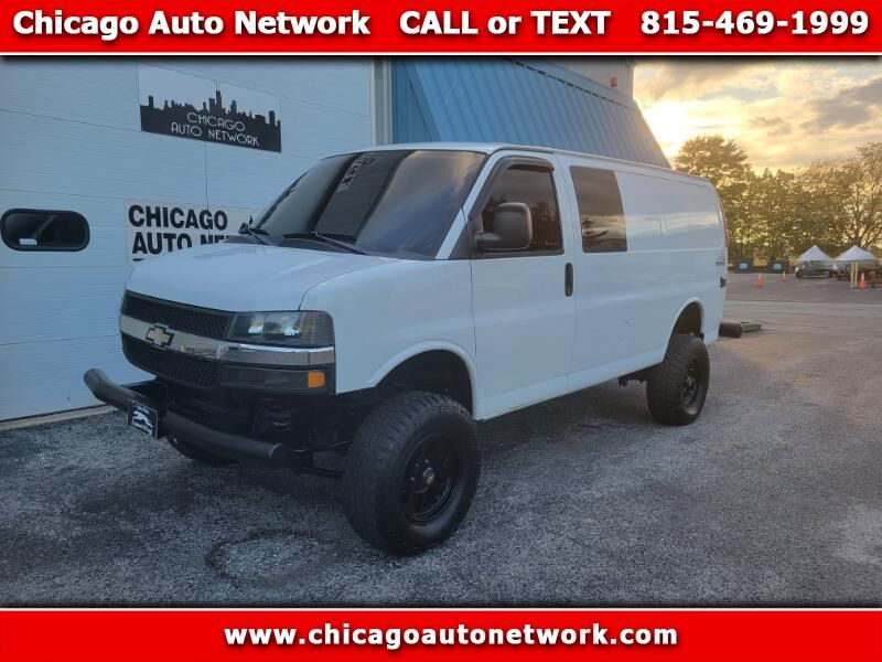 2011 CHEVROLET Express