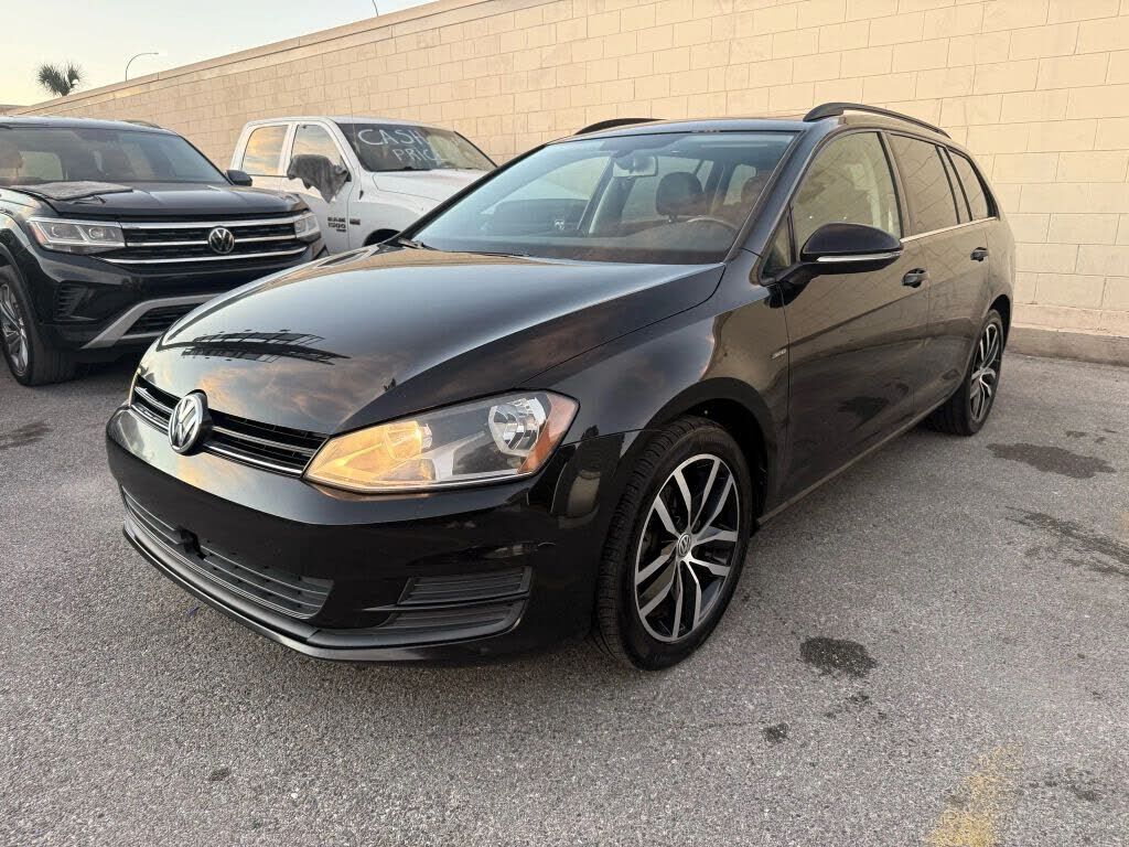 2016 VOLKSWAGEN Golf SportWagen