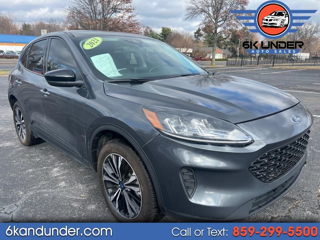 2021 FORD Escape