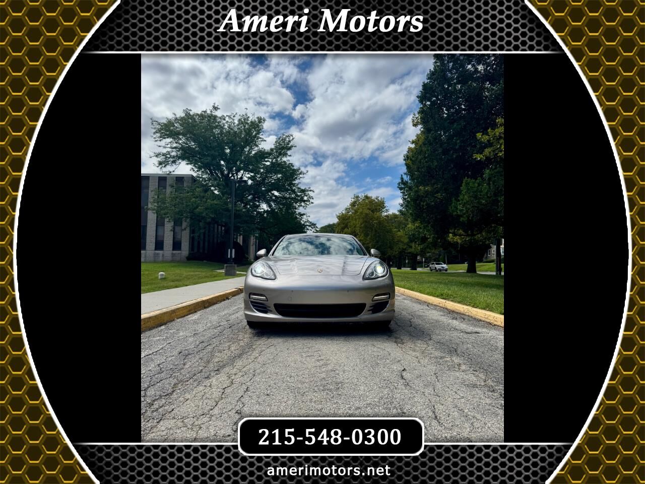 2012 PORSCHE Panamera