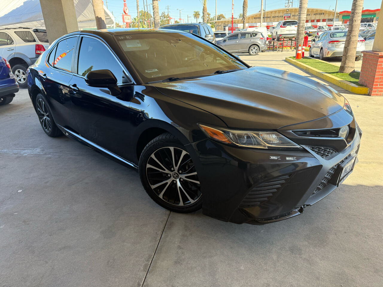 2018 TOYOTA Camry