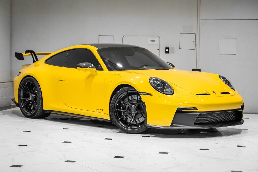 2022 PORSCHE 911