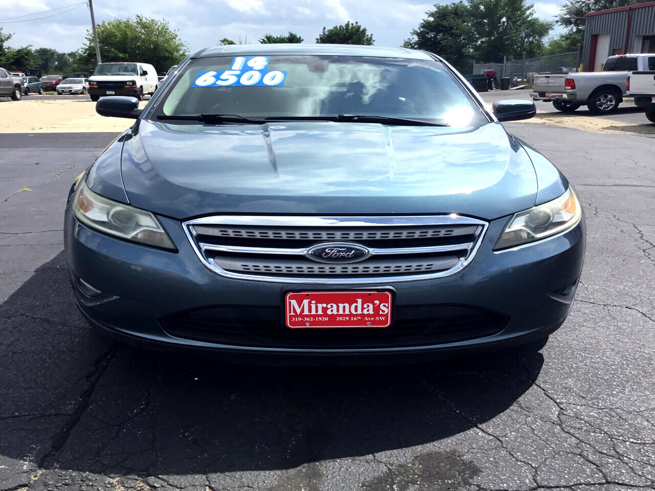 2010 FORD Taurus