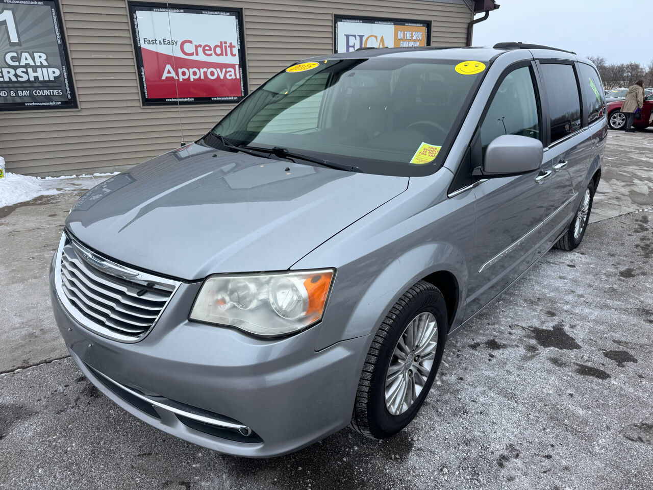 2015 CHRYSLER Town and Country