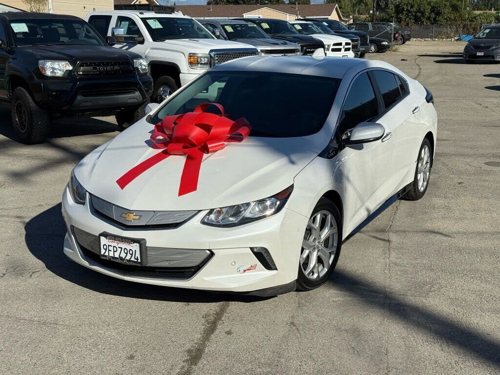 2017 CHEVROLET Volt