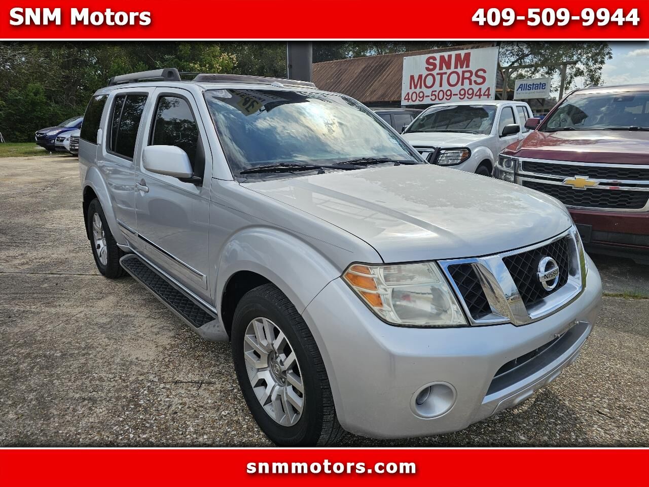 2012 NISSAN Pathfinder