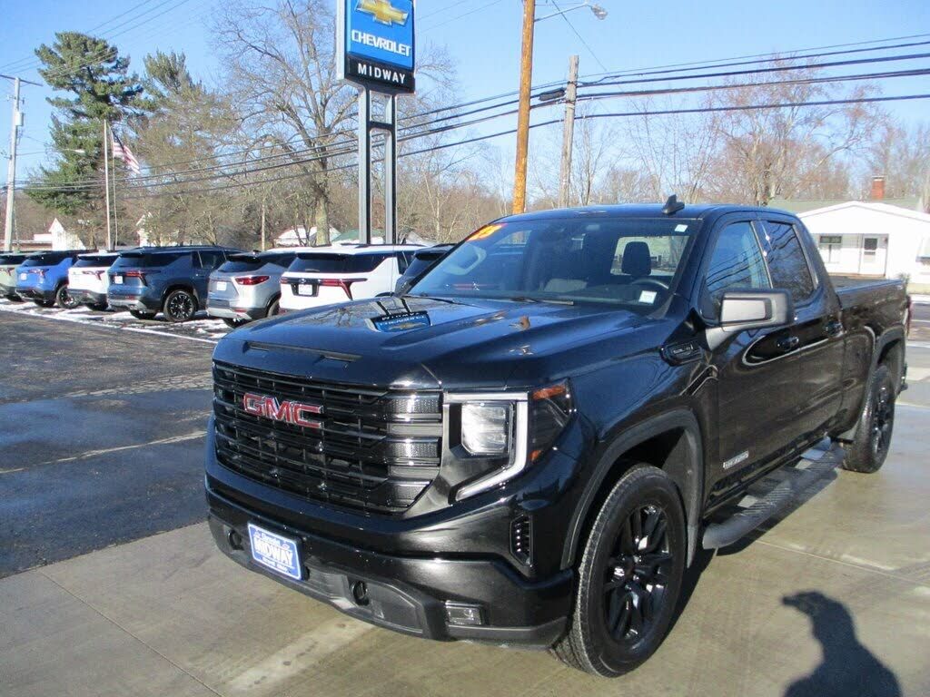 2023 GMC Sierra