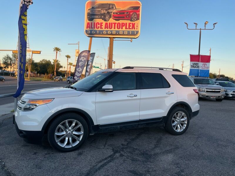 2015 FORD Explorer
