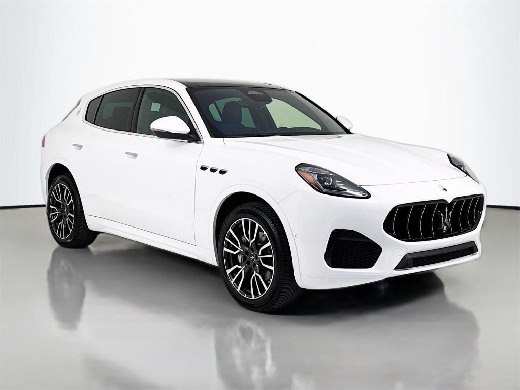 2025 MASERATI Grecale