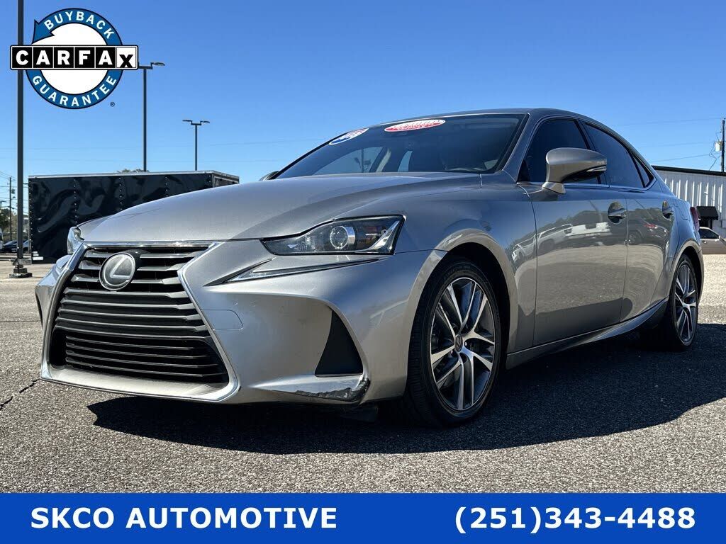 2018 LEXUS IS