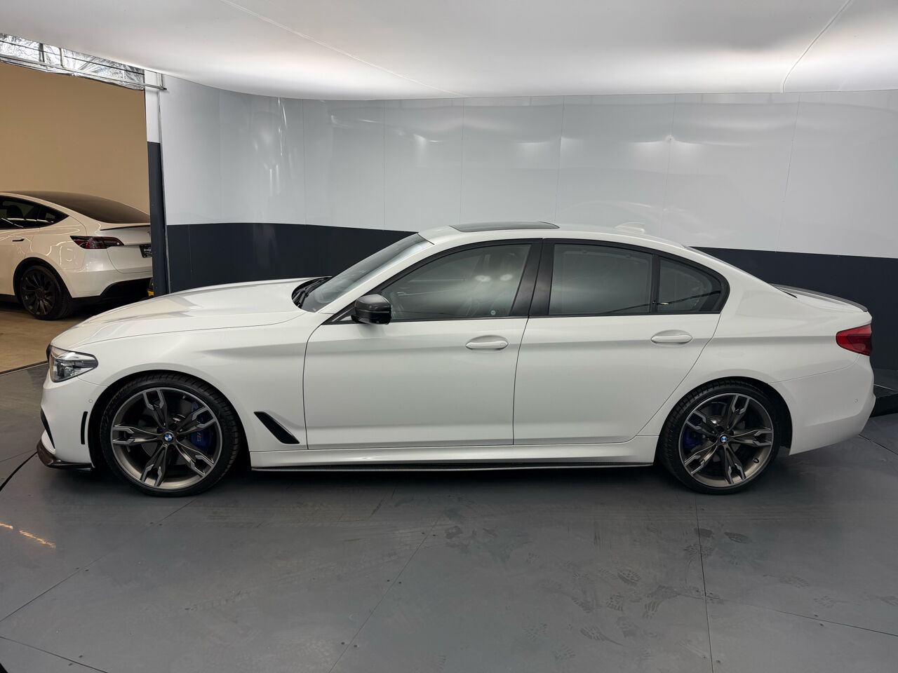 2019 BMW M550i
