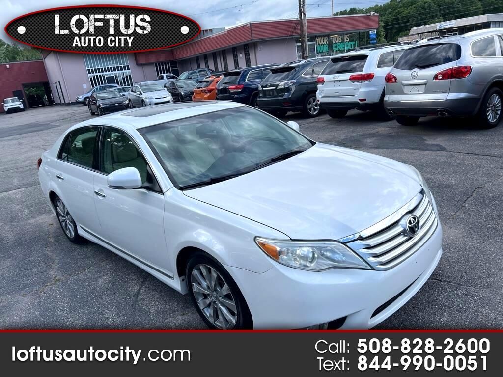 2011 TOYOTA Avalon